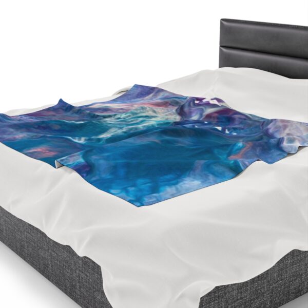 Ocean Waves - Velveteen Plush Blanket - Image 7